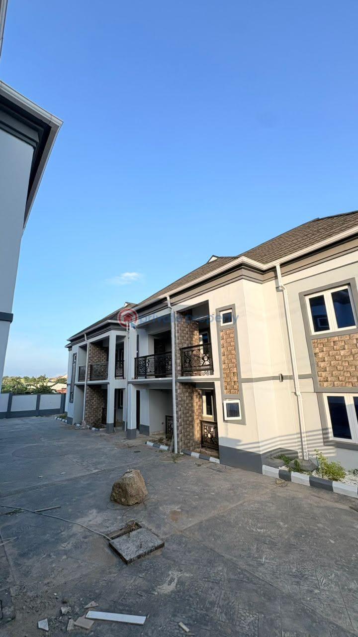 Flat & Apartment For Rent Strategically Located Opposite Leyland, Iyana Church, With Approximately A 2 Minute Drive To Rayfield Estate. Ibadan Oyo - 0