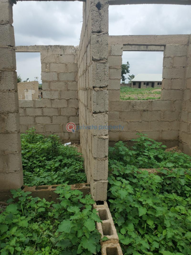 3 bedroom Block Of Flats For Sale Abuja Maraba Aso Side By Toku Junction Yellwa Abuja Phase 1  - 4