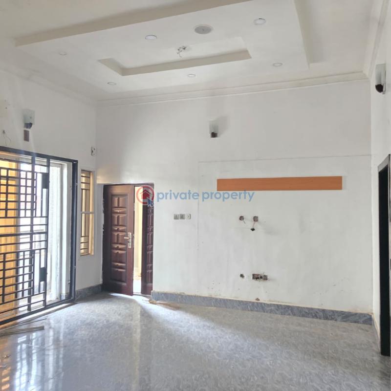 3 bedroom Block Of Flats For Rent A3 Estate, Prof. Olulonge Street, Old Bodija, Ibadan Bodija Ibadan Oyo - 9