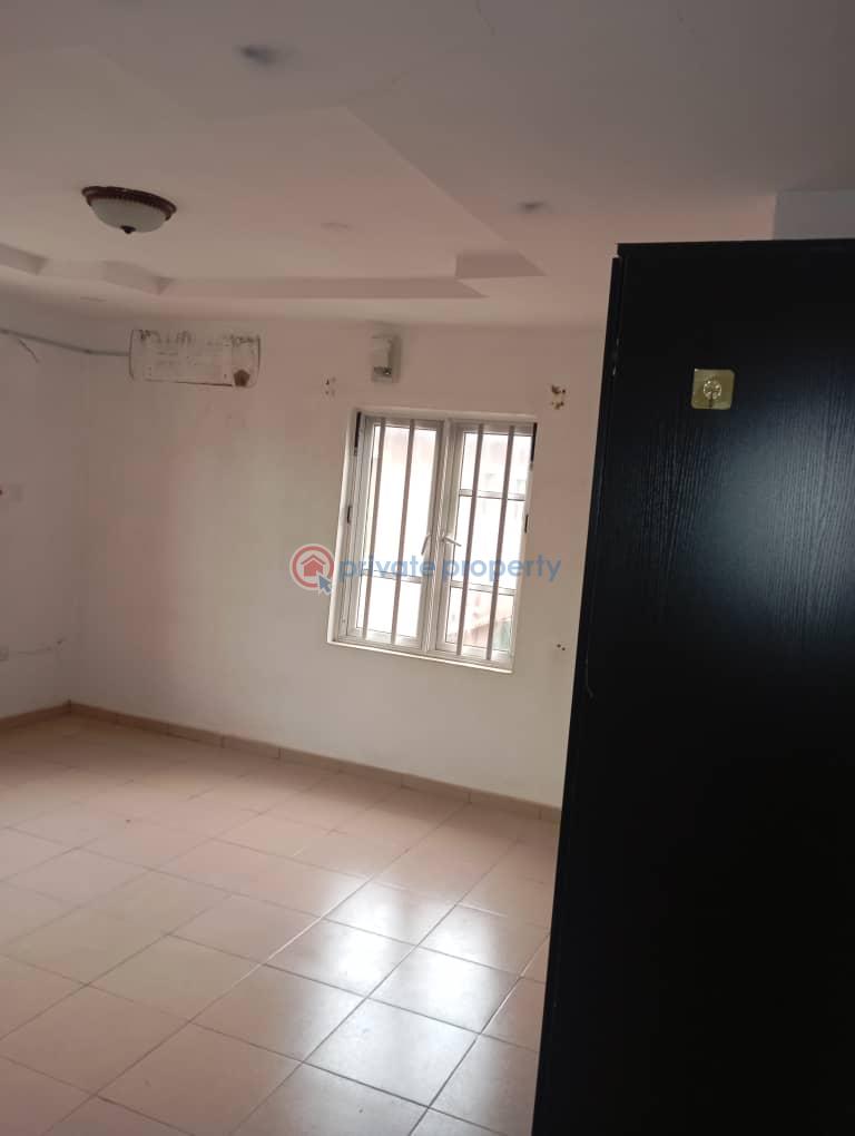 3 bedroom Block Of Flats For Rent Berger Ojodu Lagos - 2