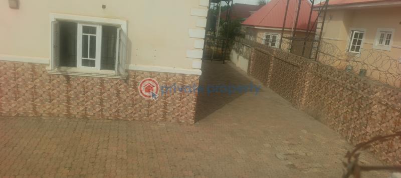 3 bedroom Semi detached Bungalow For Sale Phase 1, Army Estate Kurudu, Abuja Kurudu Abuja Phase 4  - 3