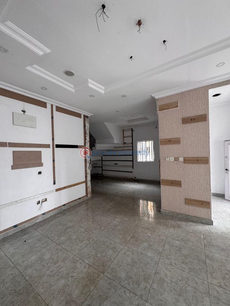 3 bedroom Office For Rent Chevron Drive Lekki Lagos - 1