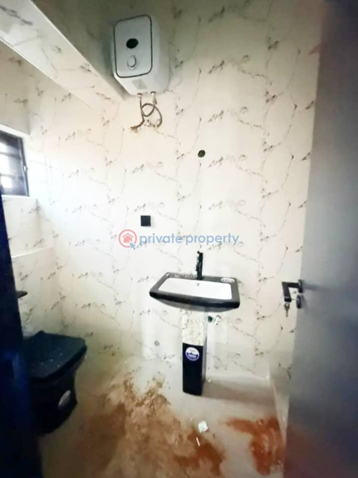 3 bedroom Detached Duplex For Sale Mende Maryland Lagos - 5