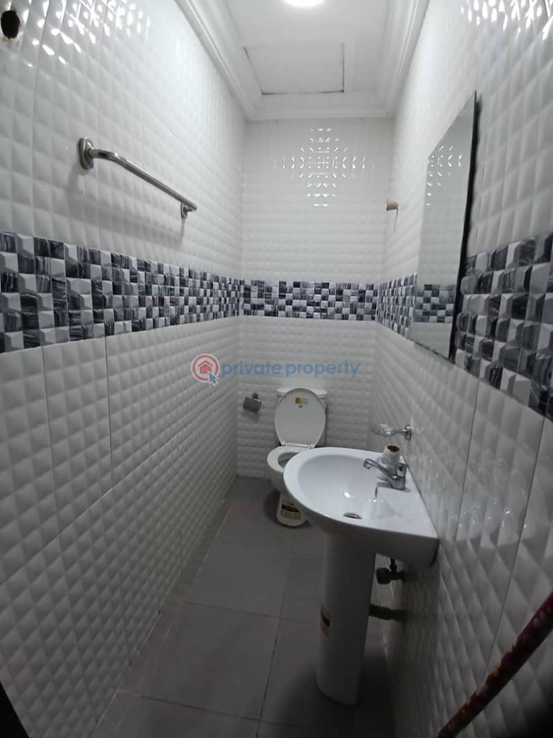 3 bedroom Flat & Apartment For Rent Peace Estate, Oregun Ikeja Lagos - 4