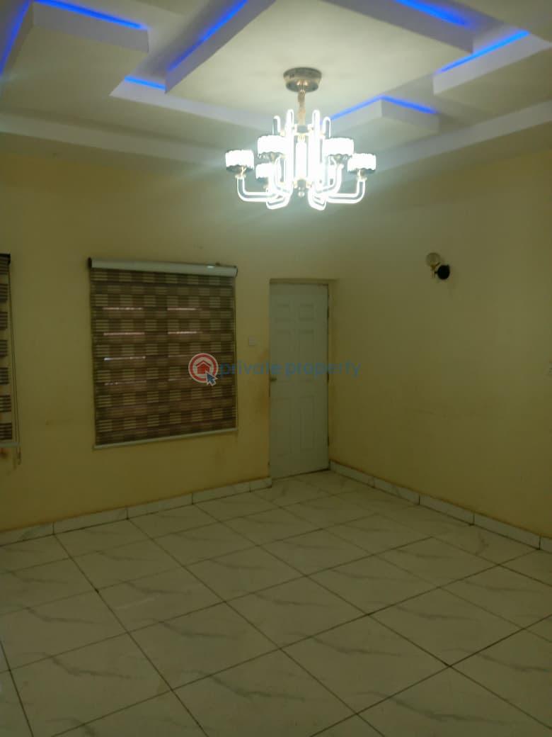 3 bedroom Flat & Apartment For Rent Block 10a Doliz Brown Estate, Gaduwa Gaduwa Abuja Phase 2  - 4