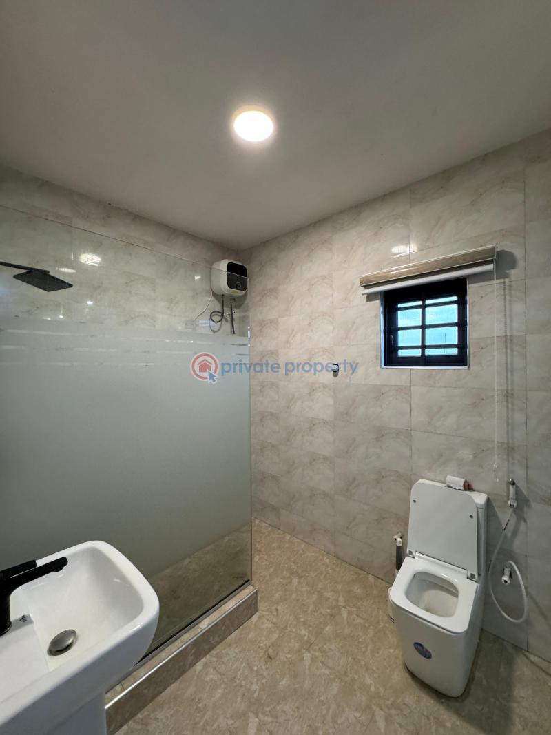 3 bedroom Detached Duplex For Sale Surulere Lagos - 8