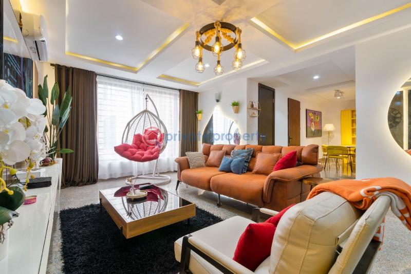 3 bedroom Flat & Apartment Short let Close To Petrocam Filling Station Lekki Phase 1 Lagos - 1