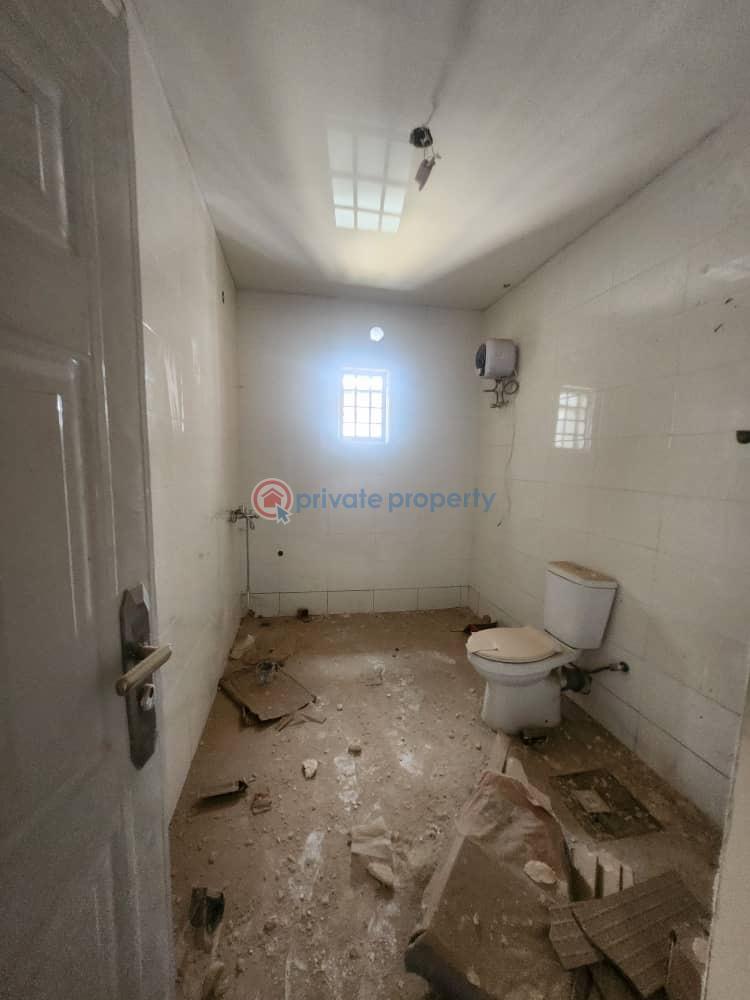 3 bedroom Flat & Apartment For Rent Games Village Abuja Phase 2  - 6