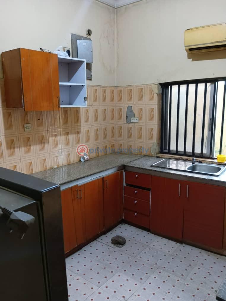 3 bedroom Block Of Flats For Rent Derin Court* Jembewon Road Ibadan Oyo - 3