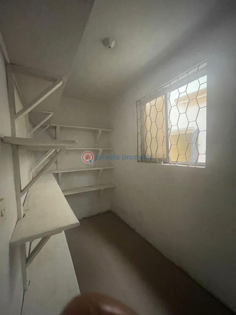 3 bedroom Block Of Flats For Rent Magodo Gra Phase2 Magodo GRA Phase 1 Ojodu Lagos - 4