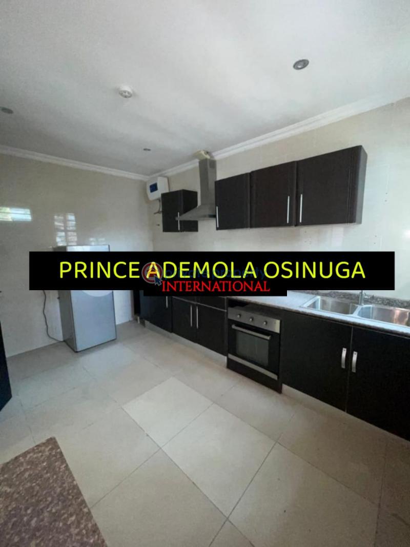 3 bedroom Maisonette For Rent Old Ikoyi Lagos - 0