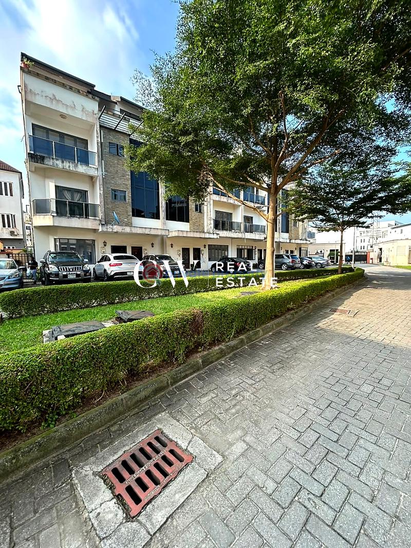 3 bedroom Flat & Apartment For Rent Lekki Phase 1 Lagos - 0