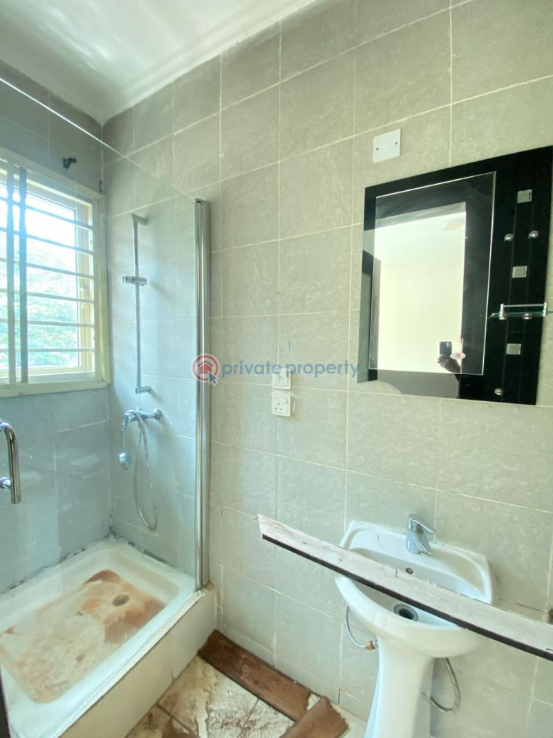 3 bedroom maisonette with 2 living area in a serene and well maintained estate - 0 3 bedroom Maisonette For Sale Ikoyi Lagos - 0