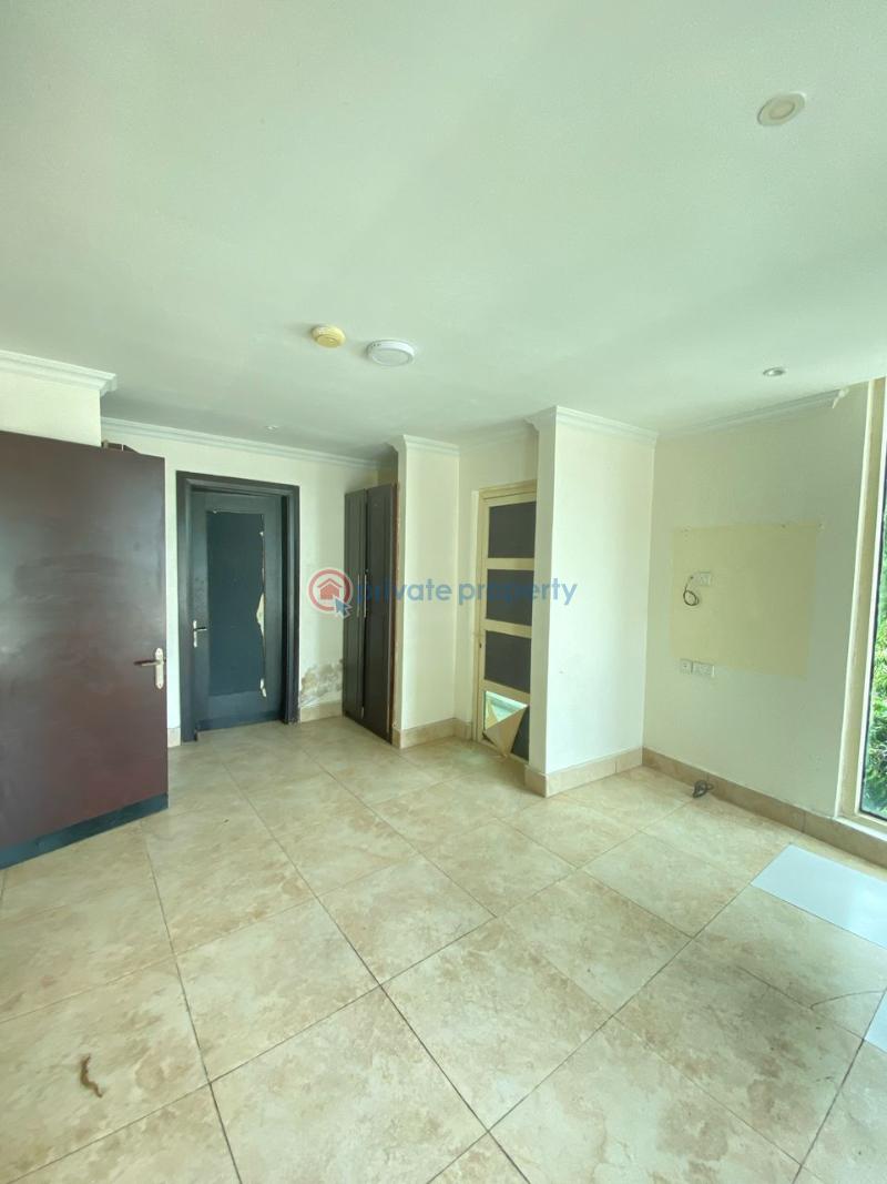 3 bedroom maisonette with 2 living area in a serene and well maintained estate - 8 3 bedroom Maisonette For Sale Ikoyi Lagos - 8