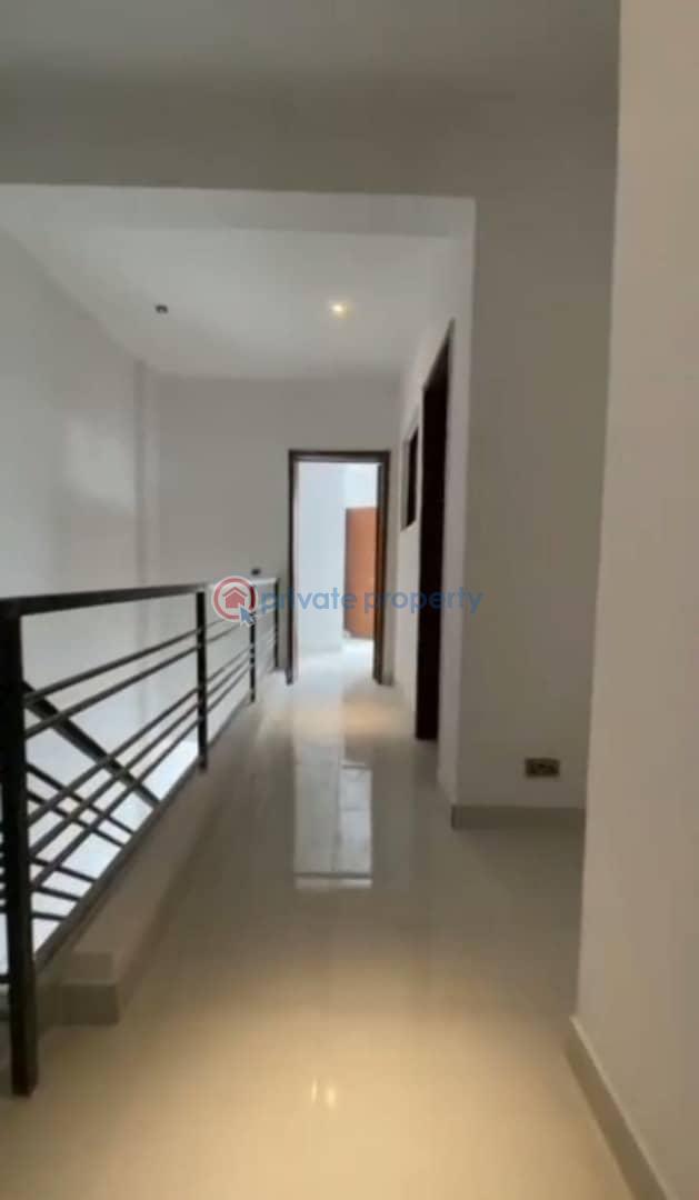 3 bedroom Maisonette For Sale Richmond Pearl Estate,off Freedom Way, Lekki Phase 1 Lagos - 2