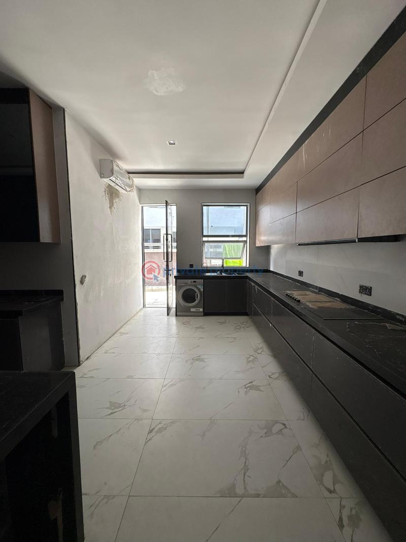 3 bedroom Maisonette For Rent Osapa Lekki Lagos - 1