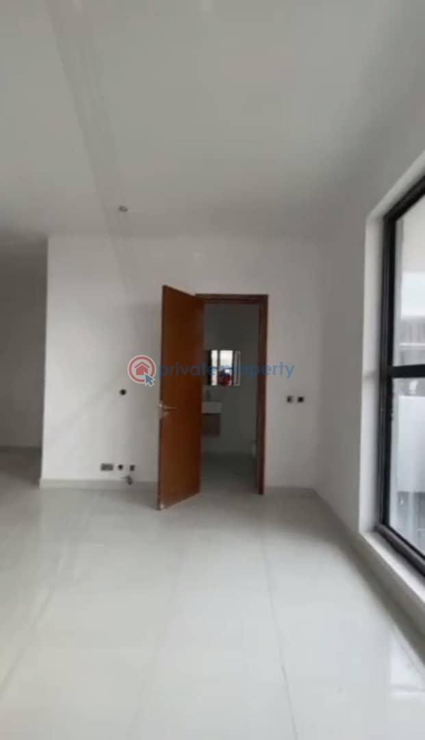 3 bedroom Maisonette For Sale Richmond Pearl Estate,off Freedom Way, Lekki Phase 1 Lagos - 1