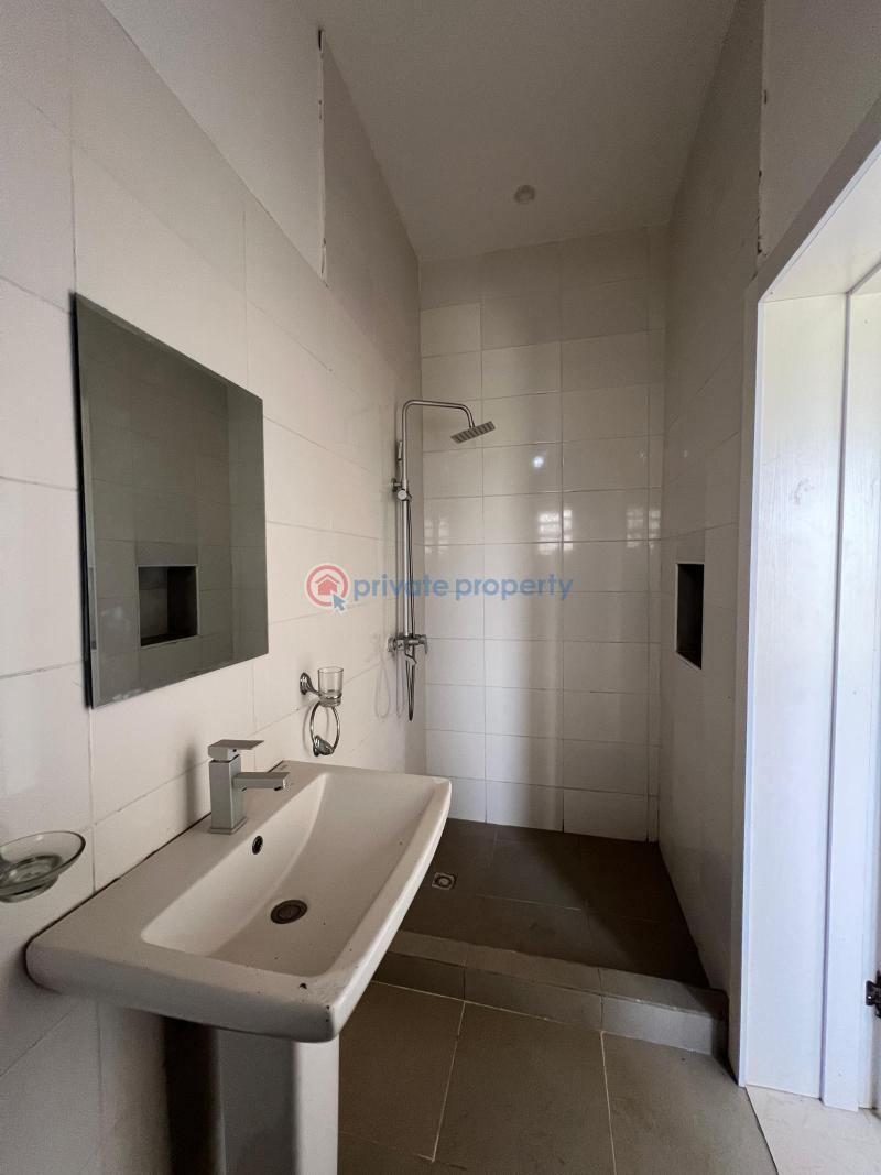 3 bedroom Maisonette For Sale Orchid Road Hill Star Court 2 Lafiaji Lekki Lagos - 3