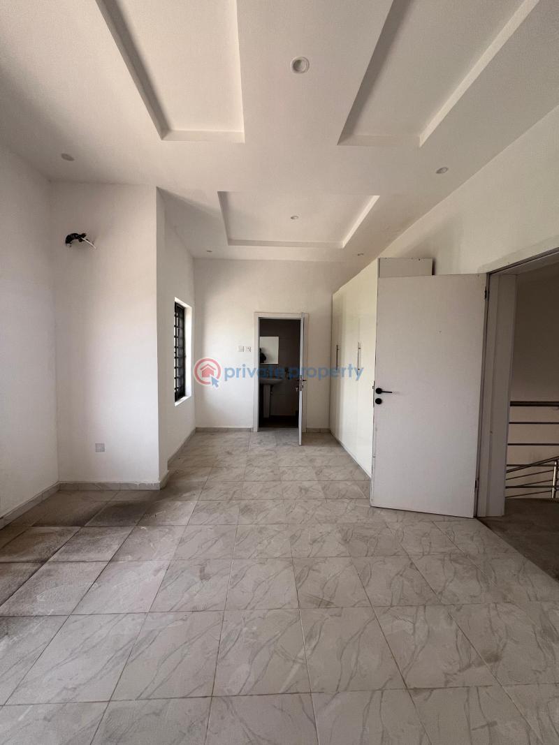 3 bedroom Maisonette For Sale Orchid Road Hill Star Court 2 Lafiaji Lekki Lagos - 4