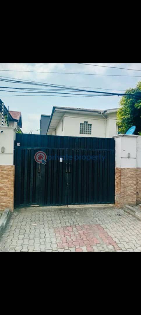 3 bedroom Flat & Apartment For Rent Lekki Phase 1 Lagos - 1