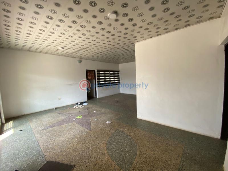 Commercial Property For Rent Awolowo Area, Old Bodija Ibadan Oyo - 2