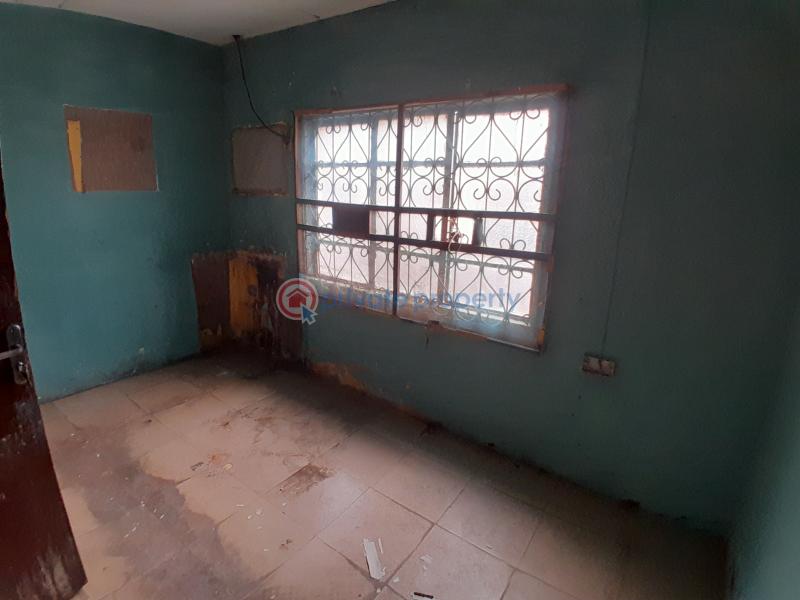 3 bedroom Office For Rent Off Church Street Gbagada Lagos - 5