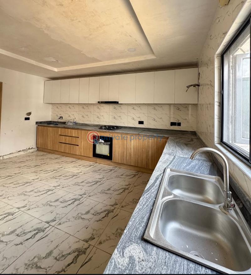 3 bedroom Penthouse For Rent Lekki Phase 1 Lagos - 2