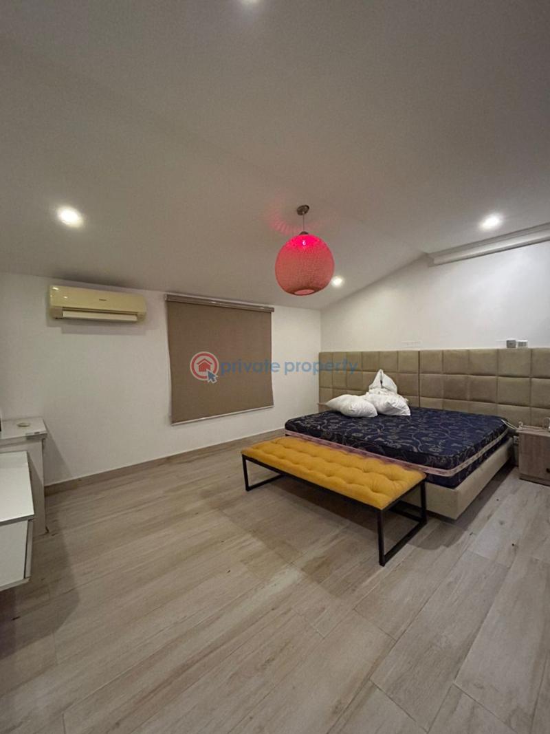 3 bedroom Penthouse For Rent Osapa Lekki Lagos - 4