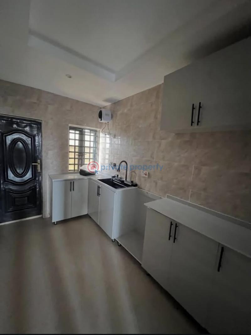 3 bedroom Flat & Apartment For Rent Ologolo, Lekki Ologolo Lekki Lagos - 3