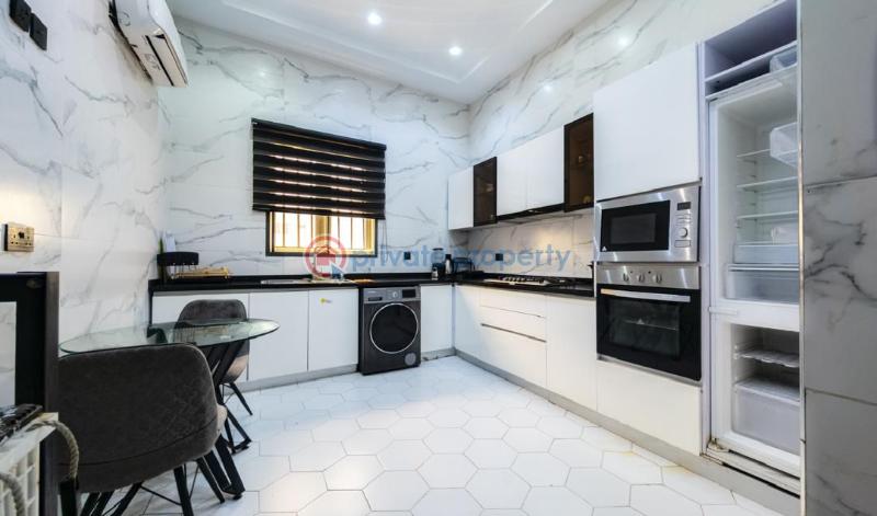 3 bedroom Flat & Apartment For Rent Lekki Phase 1 Lagos - 7