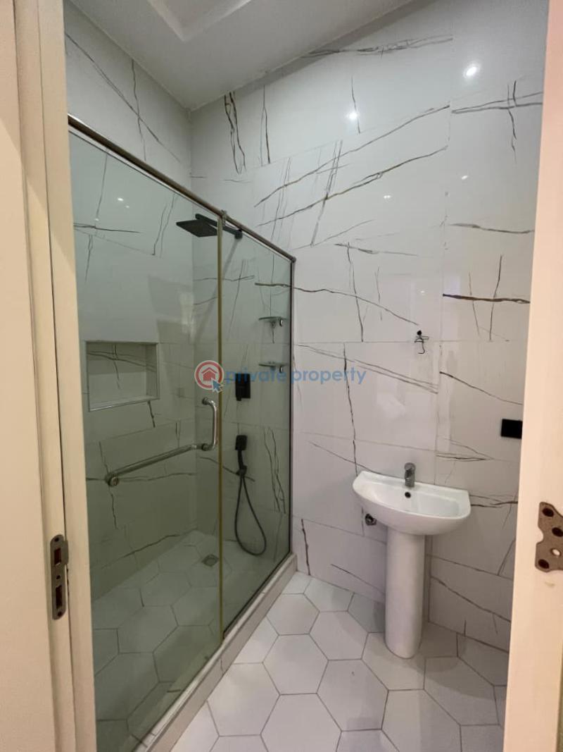 3 bedroom Penthouse For Rent Lekki Phase 1 Lagos - 2