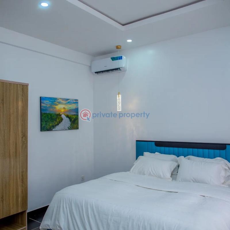 3-bedroom penthouse with pool at lekki phase 1 - 4 3 bedroom Flat & Apartment Short let Lekki Lagos - 4