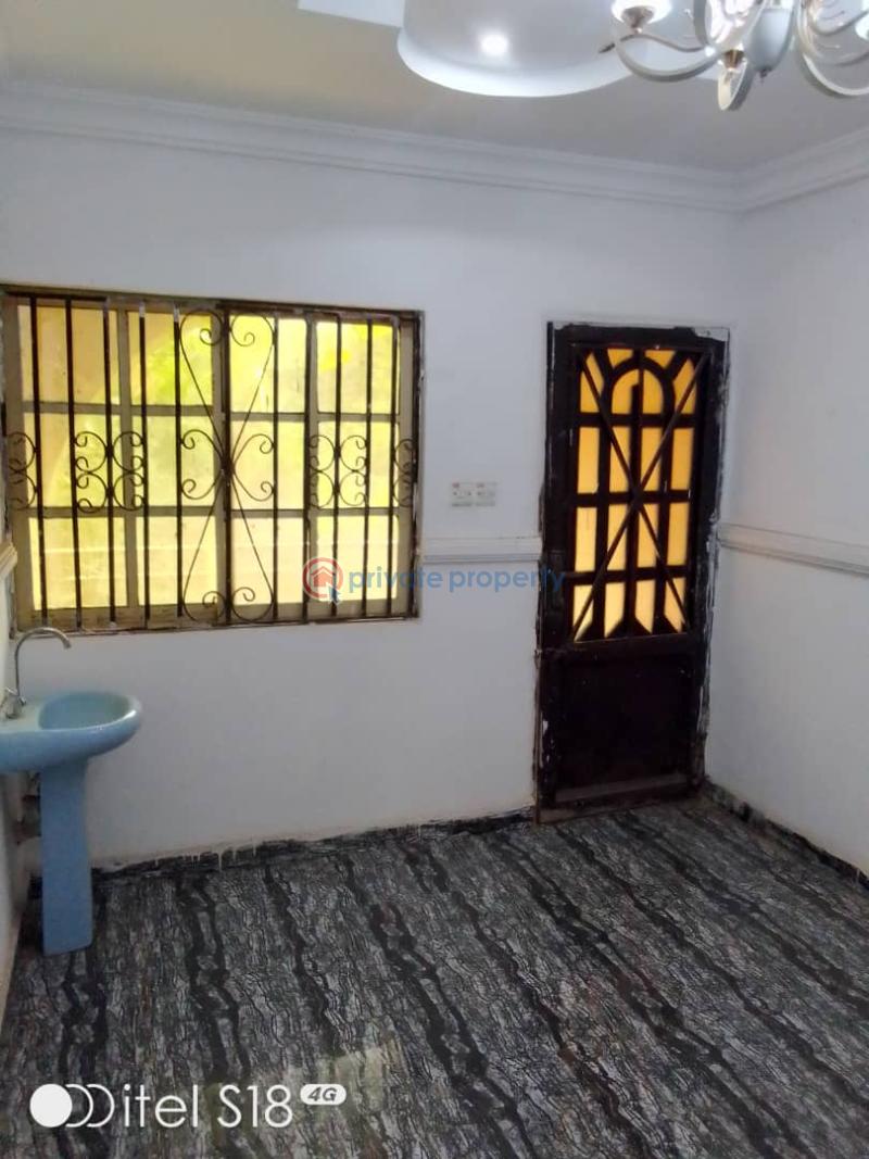 3 bedroom Bungalow For Rent Elewuro Akobo Ojurin Akobo Ibadan Oyo - 3