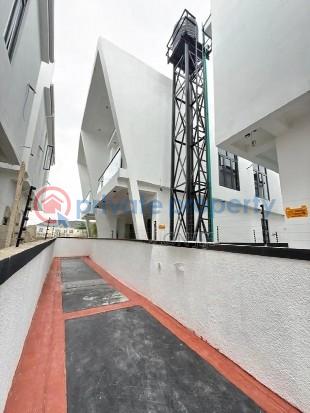 3 bedroom Semi detached Duplex For Sale Ikota Gra Ikota Lekki Lagos