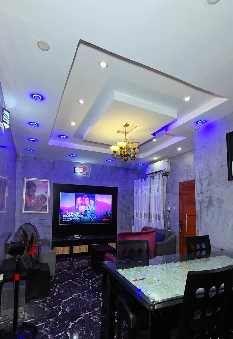 3 bedroom Semi detached Duplex For Rent Bickerteth Estate Onike Yaba Lagos - 8