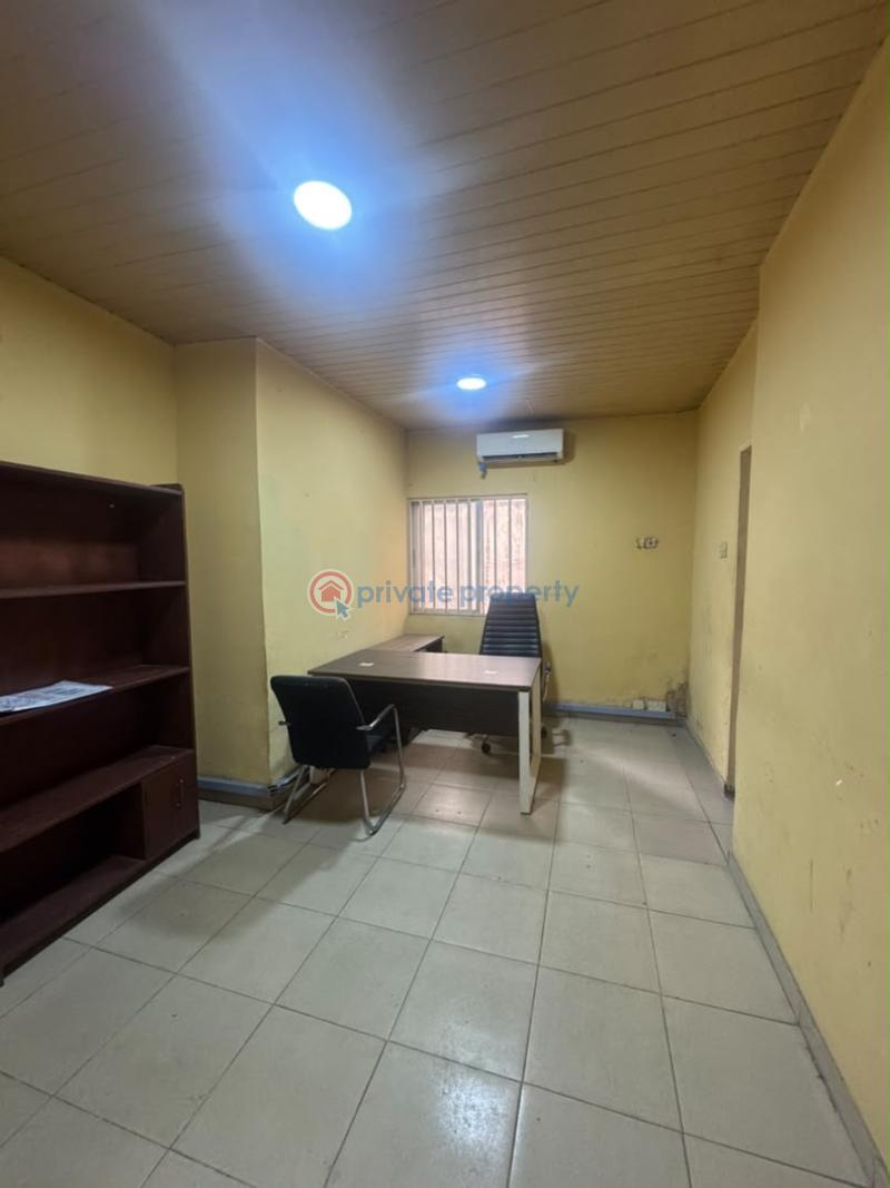 3 bedroom Terrace For Rent Ikeja GRA Lagos - 7