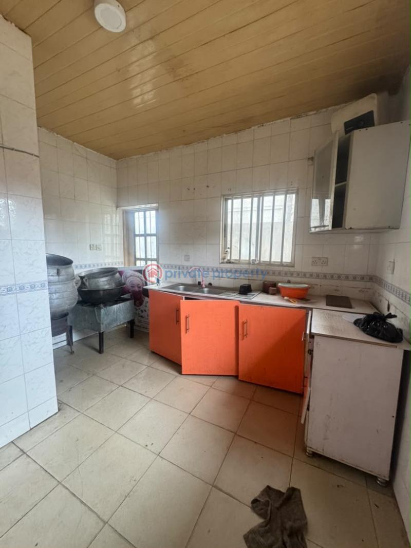 3 bedroom Terrace For Rent Ikeja GRA Lagos - 6