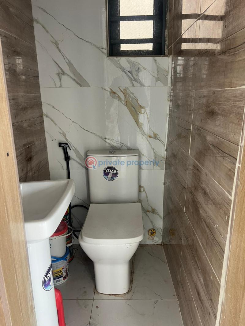 3 bedroom Semi detached Duplex For Sale Olowora, Magodo Magodo GRA Phase 1 Ojodu Lagos - 5
