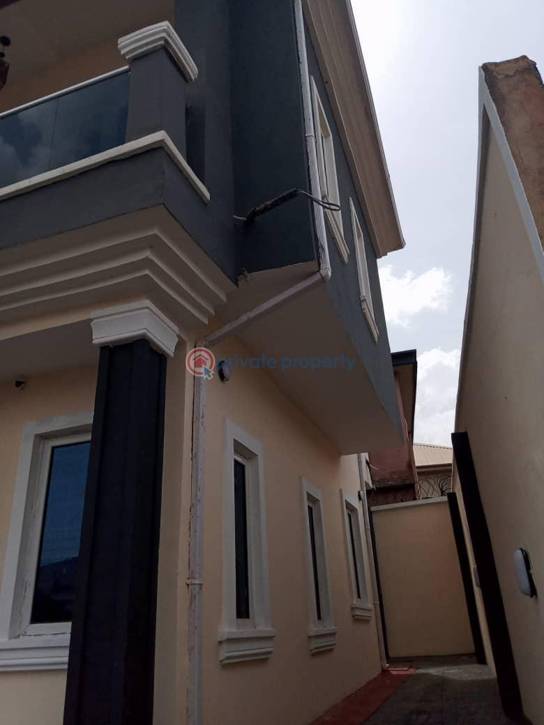 3 bedroom Semi detached Duplex For Sale Magodo GRA Phase 1 Ojodu Lagos - 1