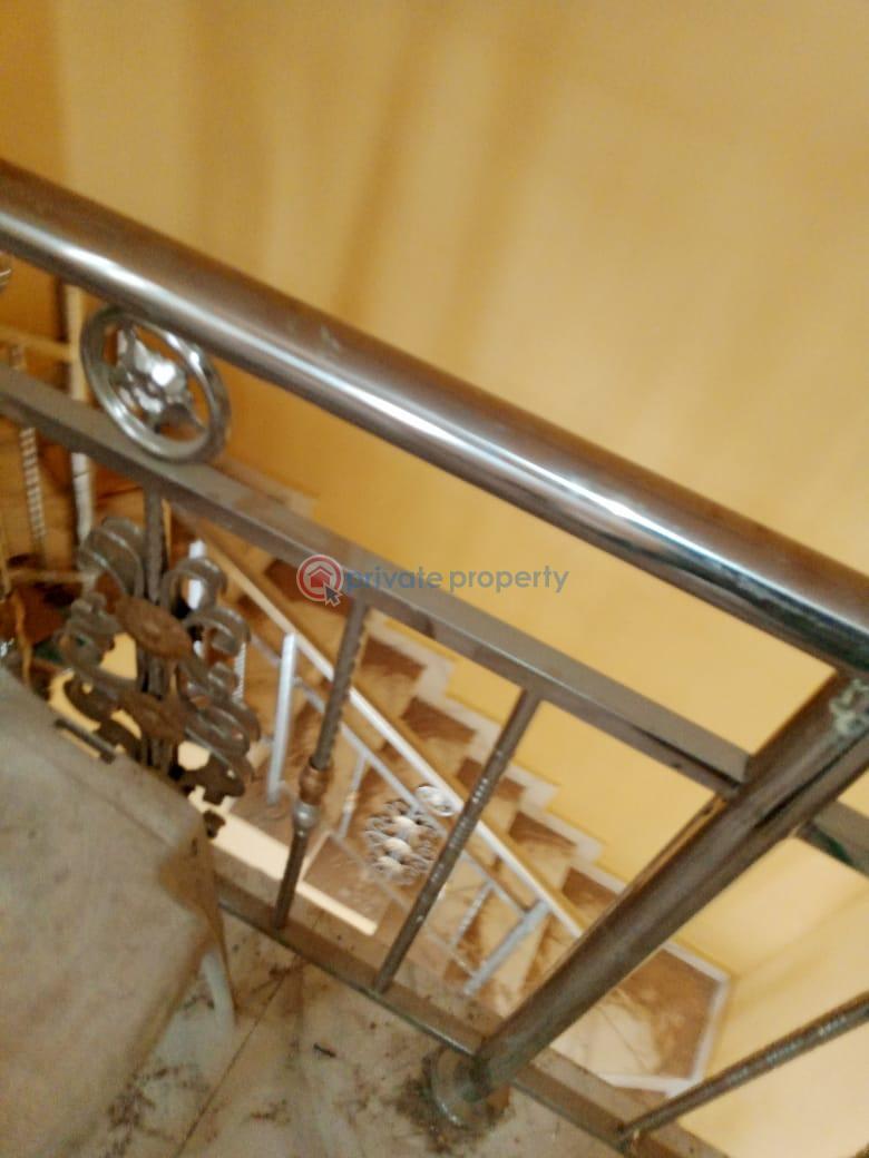 3 bedroom Semi detached Duplex For Sale Magodo GRA Phase 1 Ojodu Lagos - 2