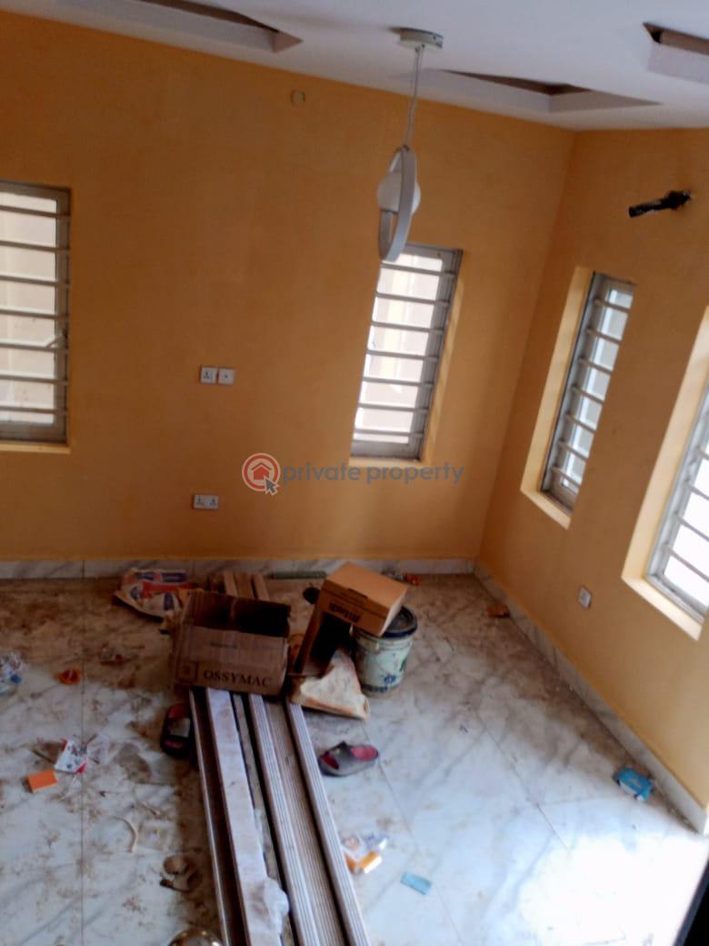 3 bedroom Semi detached Duplex For Sale Magodo GRA Phase 1 Ojodu Lagos - 3