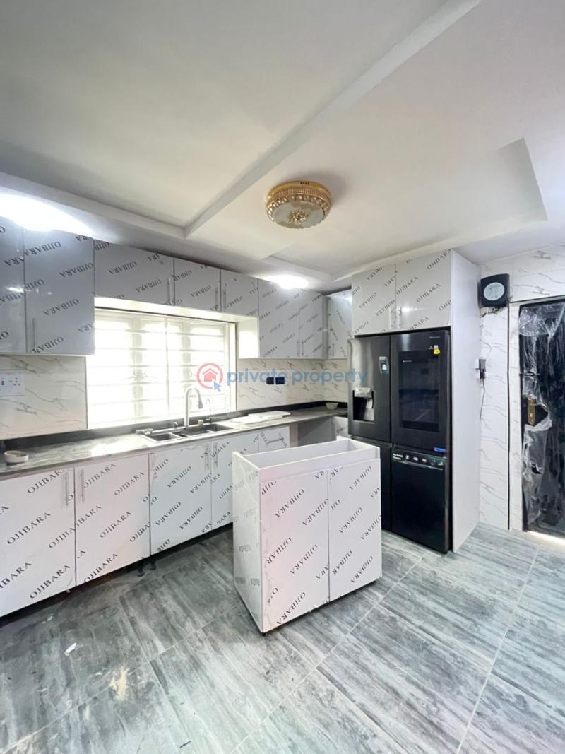 3 bedroom Semi detached Duplex For Sale Magodo GRA Phase 1 Ojodu Lagos - 1