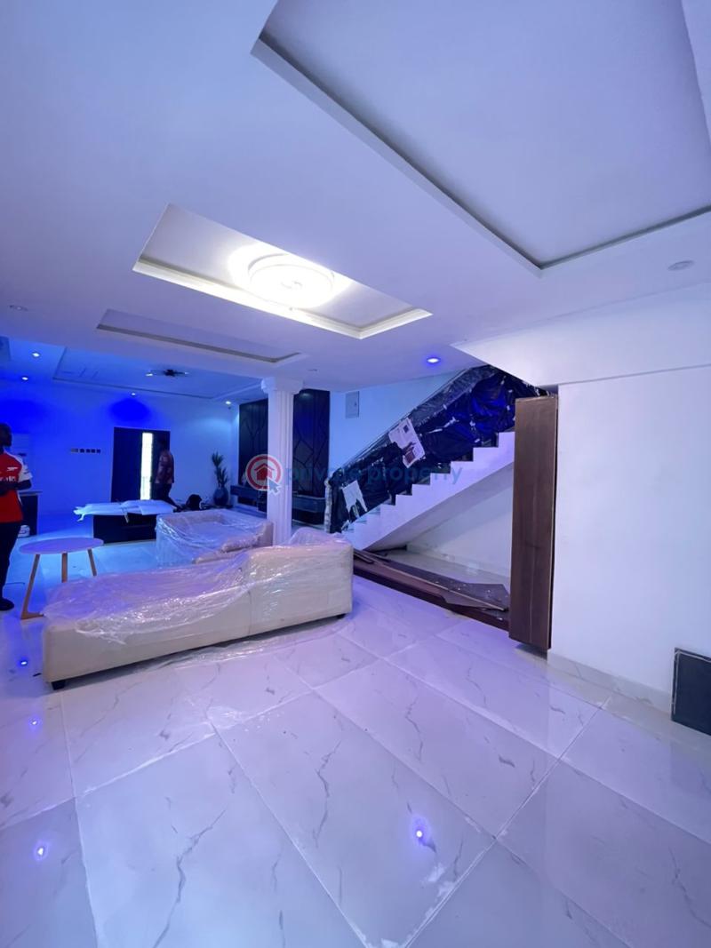 3 bedroom Semi detached Duplex For Sale Magodo GRA Phase 1 Ojodu Lagos - 13