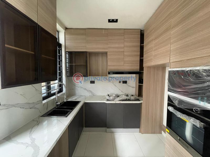 3 bedroom Flat & Apartment For Sale Gbagada Lagos - 17