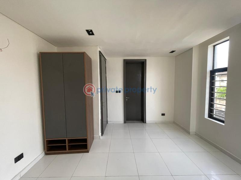 3 bedroom Flat & Apartment For Sale Gbagada Lagos - 11