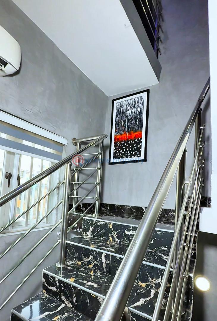 3 bedroom Semi detached Duplex For Rent Bickerteth Estate Onike Yaba Lagos - 11