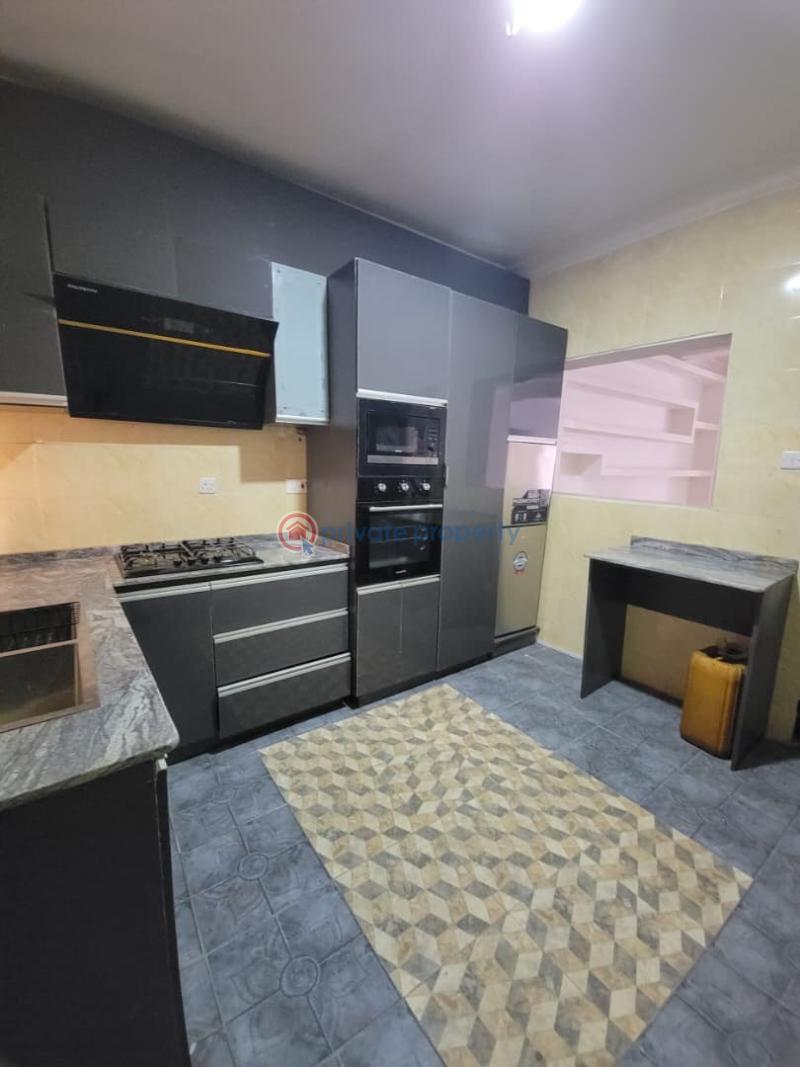 3 bedroom semi furnished flat - 2 3 bedroom Block Of Flats For Rent Opposite Kolapo Ishola Gra Akobo Ibadan Oyo - 2