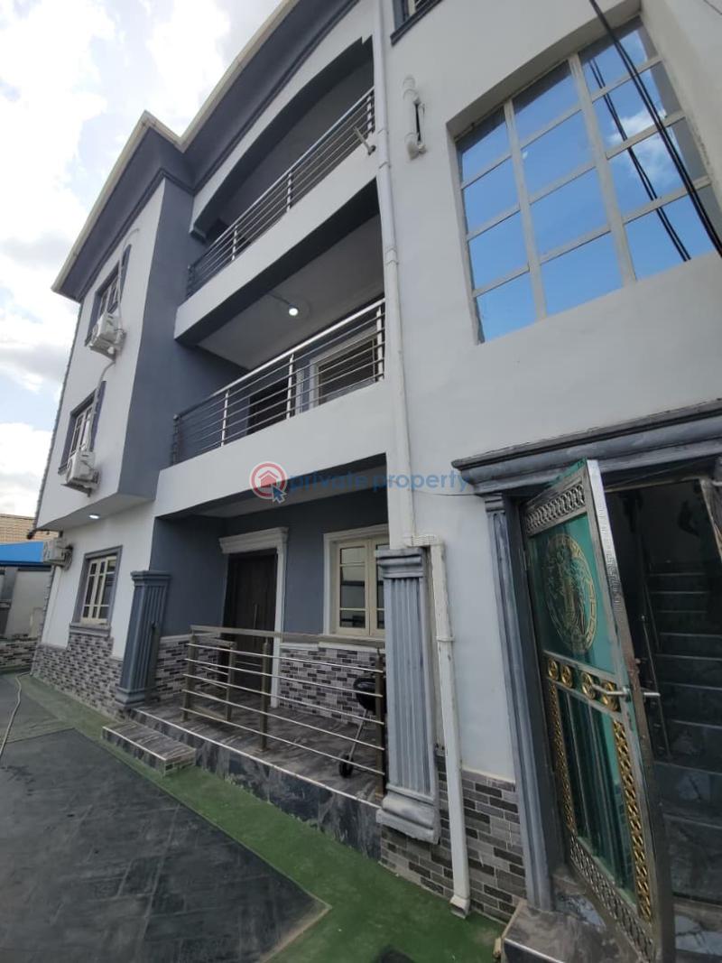 3 bedroom Block Of Flats For Rent Opposite Kolapo Ishola Gra Akobo Ibadan Oyo - 7