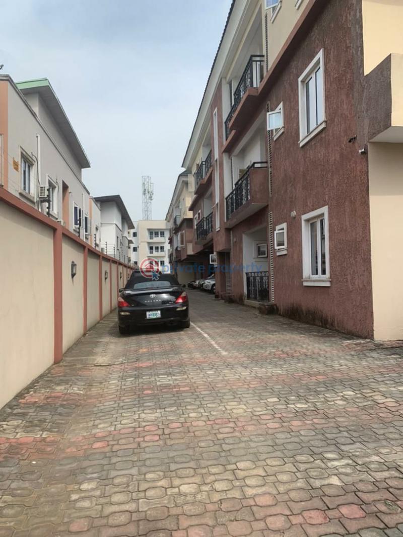 3 bedroom Block Of Flats For Rent Agungi Lekki Lagos - 5