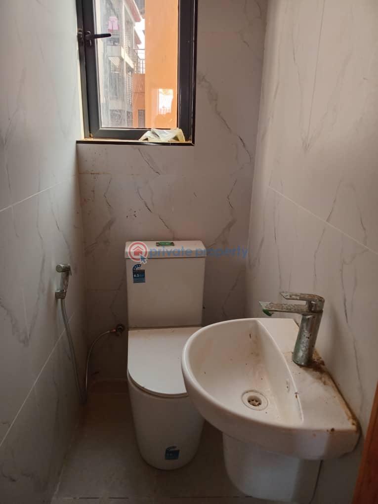 3 bedroom Flat & Apartment For Sale Gra Ikeja Lagos - 12